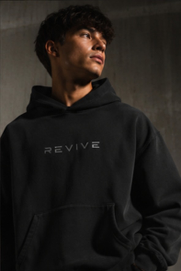 Athlete training in Revive Active apparel